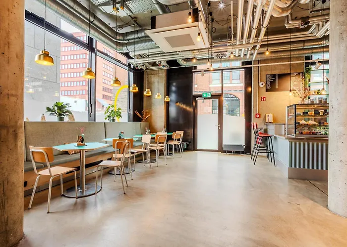 Meininger East Side Gallery Berlín