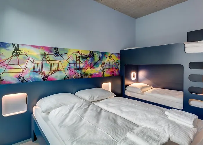 Meininger East Side Gallery Hotel Berlín