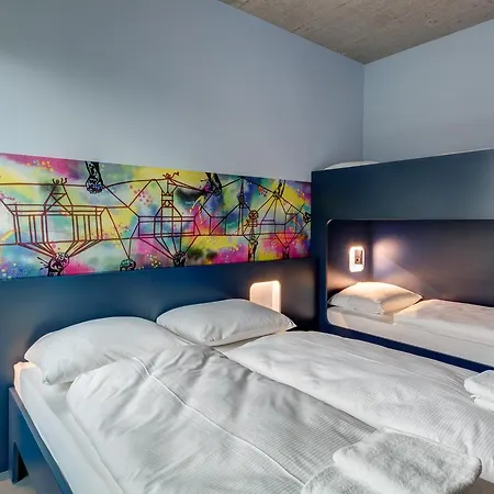 Meininger East Side Gallery Otel Berlin