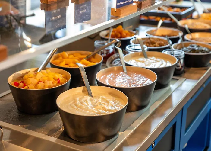 Otel Meininger East Side Gallery