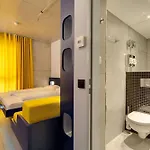 Meininger East Side Gallery 3*