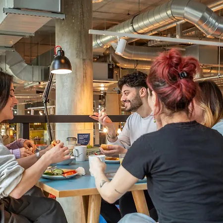 Meininger East Side Gallery 3*