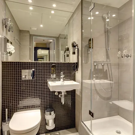 Meininger East Side Gallery 3*