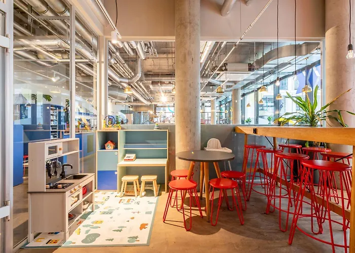 فندق ماينينجر إيست سيد غاليري 3*