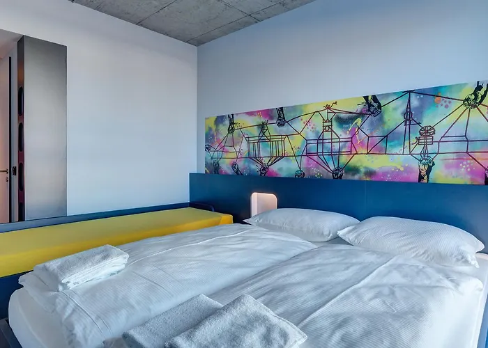 Hotel Meininger East Side Gallery