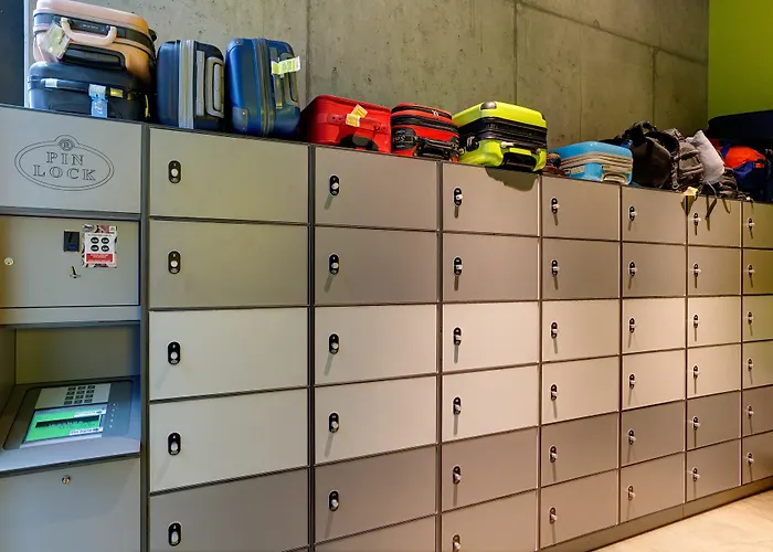 Meininger East Side Gallery Berlim