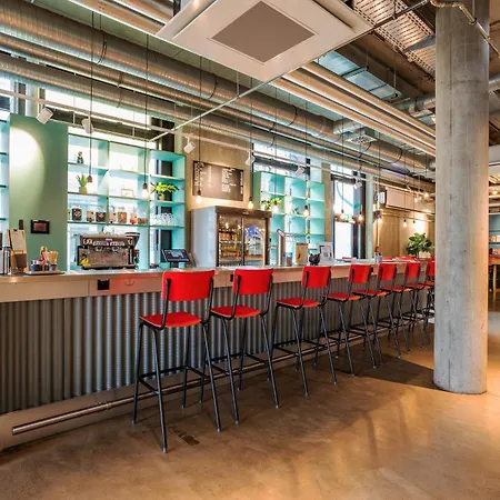 Meininger East Side Gallery Hotel 3*