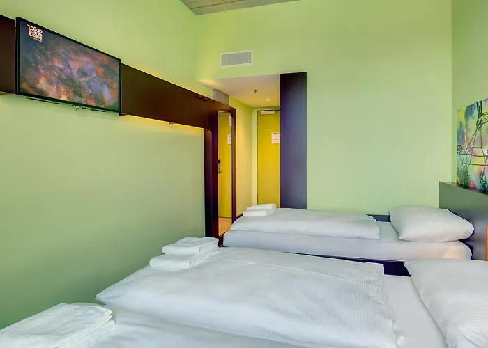 Hotel Meininger East Side Gallery