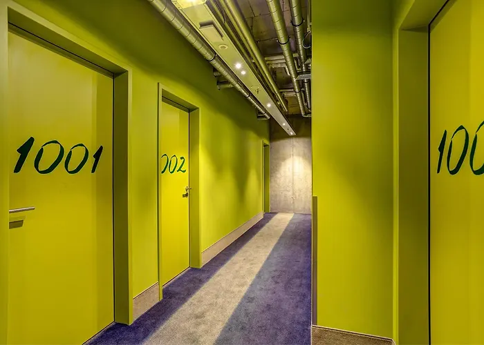 فندق ماينينجر إيست سيد غاليري برلين